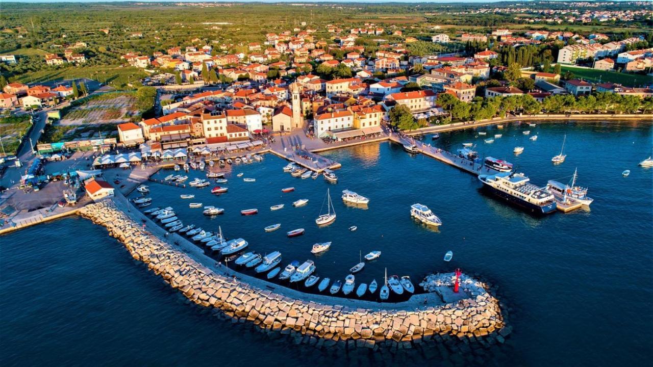 Apartment Sea Galižana エクステリア 写真