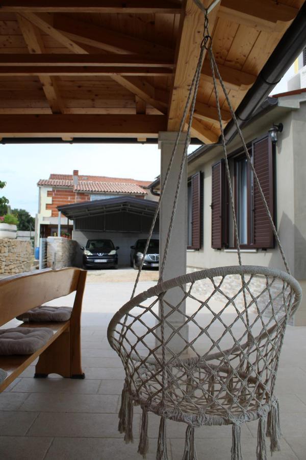 Apartment Sea Galižana エクステリア 写真
