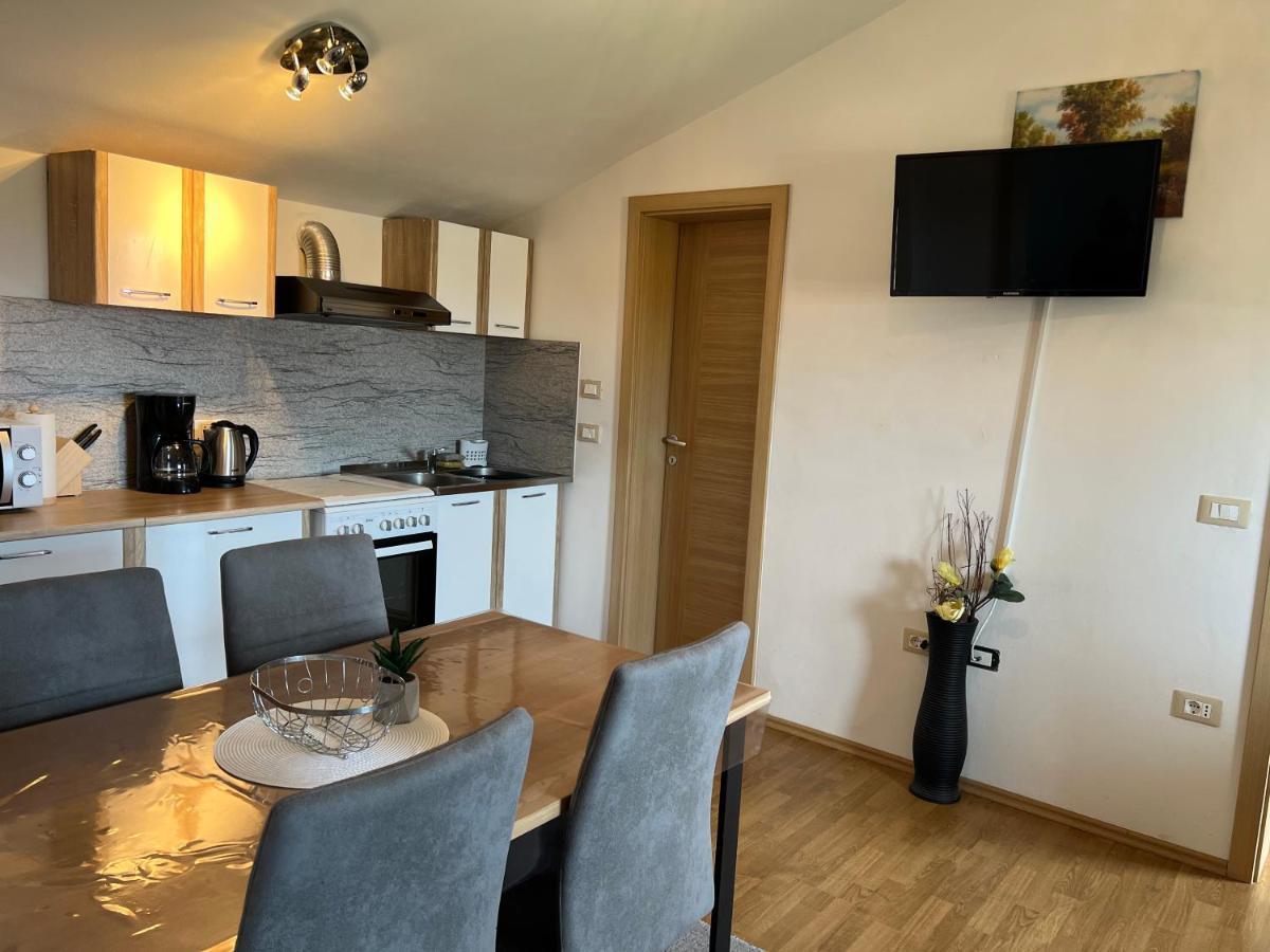 Apartment Sea Galižana エクステリア 写真