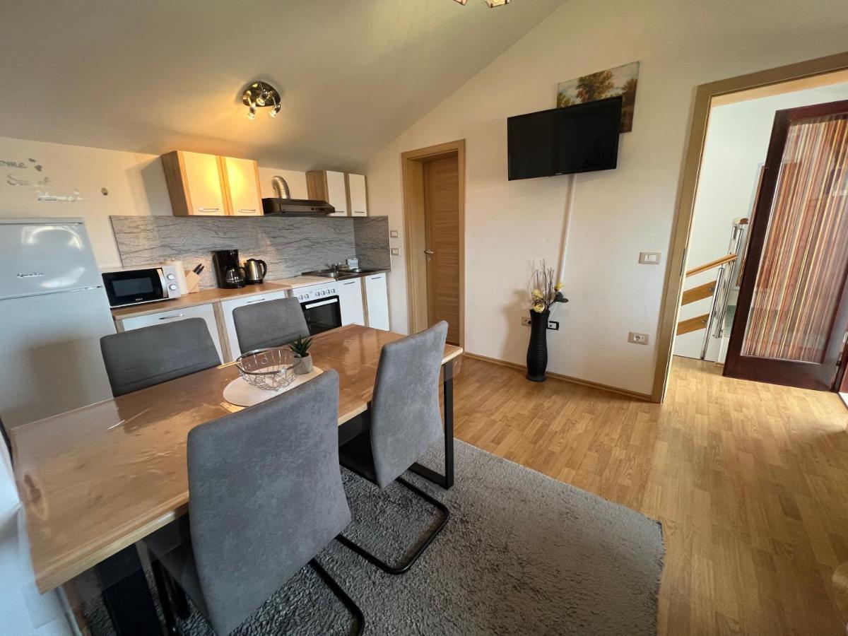 Apartment Sea Galižana エクステリア 写真