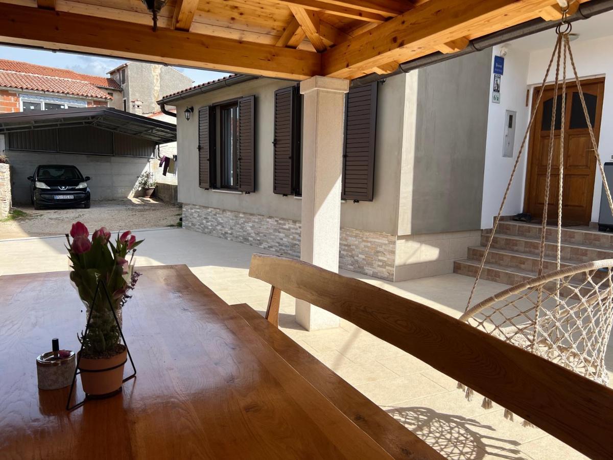 Apartment Sea Galižana エクステリア 写真