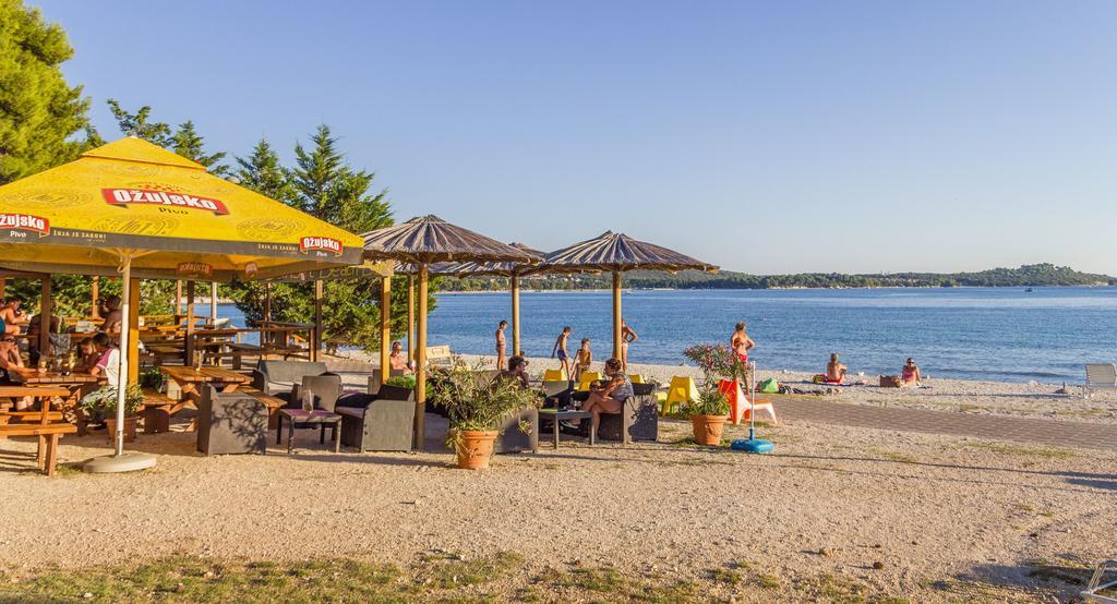 Apartment Sea Galižana エクステリア 写真